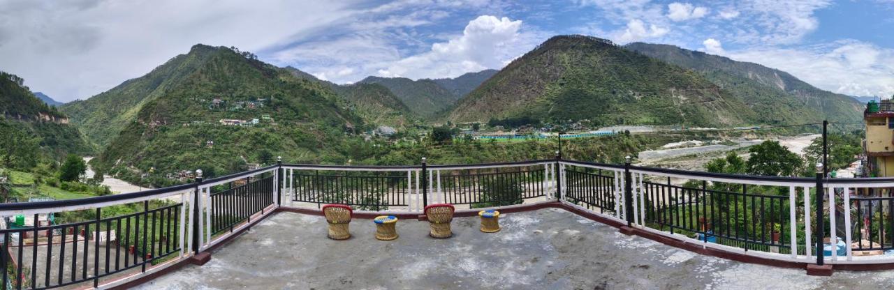 Alaknanda Homestay Karnaprayāg المظهر الخارجي الصورة